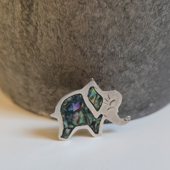 Jewelry - Sterling Elephant Brooch with Abalone Inlay